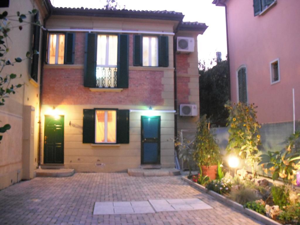 Appunti Di Viaggio Room & Breakfast San Giorgio di Piano ห้อง รูปภาพ